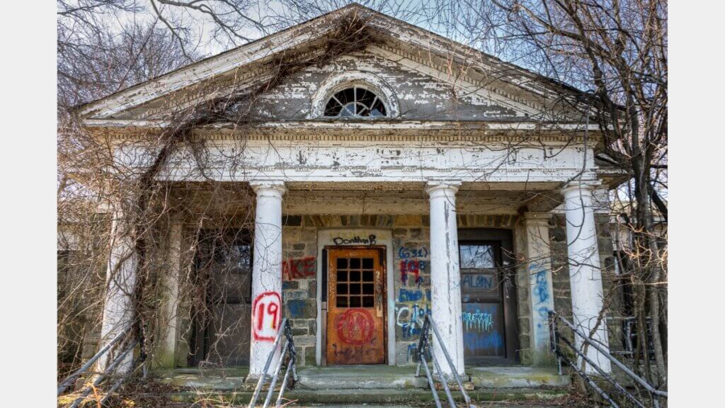 A building on the letchworth campus