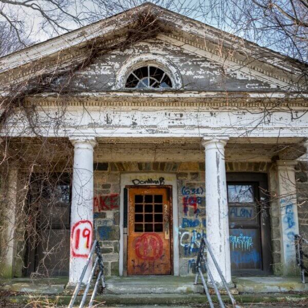A building on the letchworth campus
